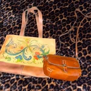 Patricia Nash bundle 2️⃣ handbags, 1️⃣ price